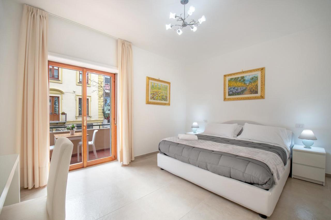 Lauro Charme B&B Di Rosanova Rosa Sorrento Luaran gambar