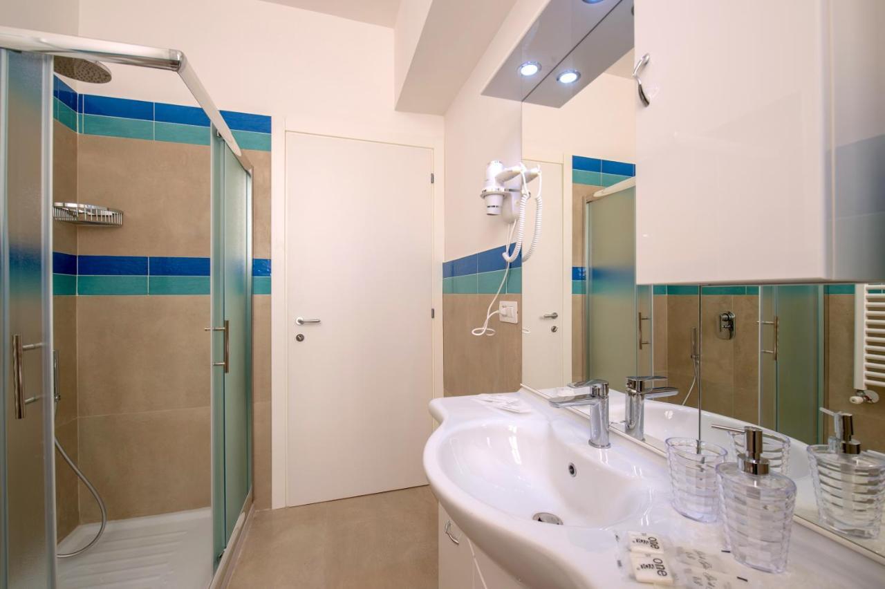 Lauro Charme B&B Di Rosanova Rosa Sorrento Luaran gambar