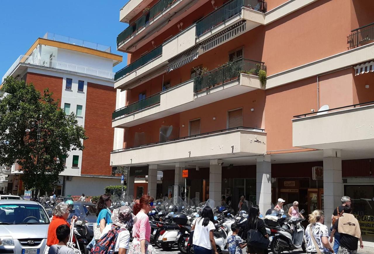 Lauro Charme B&B Di Rosanova Rosa Sorrento Luaran gambar